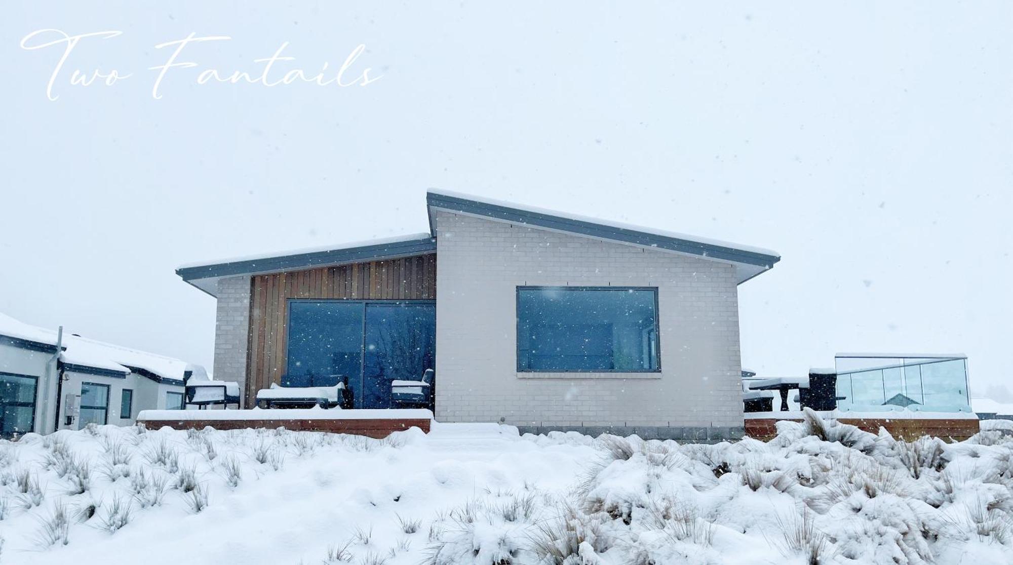 Two Fantails - Mountain Views Vila Lake Tekapo Exterior foto